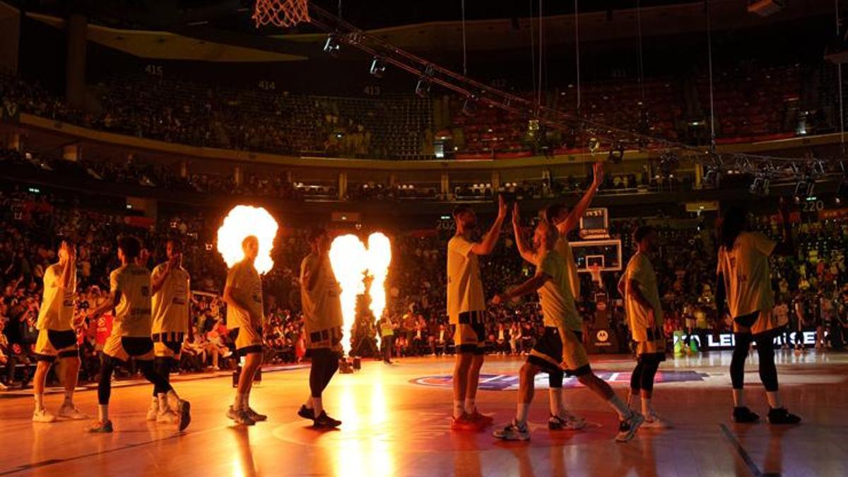 Fenerbahçe Beko'da yıldız basketbolcu ile yollar ayrılıyor! İşte yeni takımı