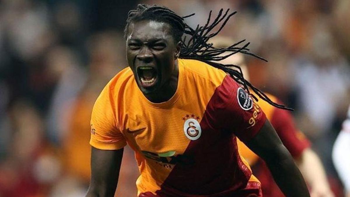 Galatasaray'ın eski yıldızından olay itiraf! 'Gözyaşlarıma boğuldum'