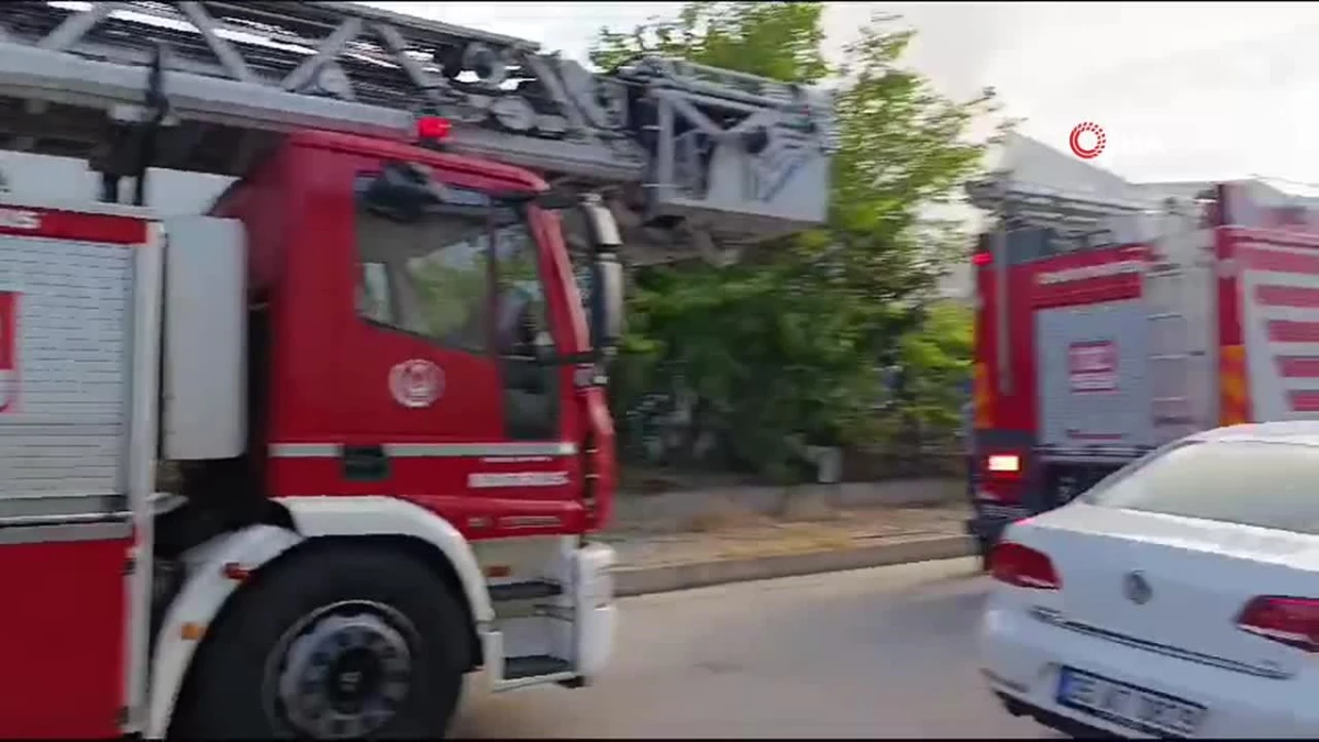 İzmir'de tekstil fabrikasındaki yangın