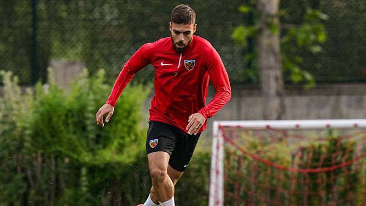 Kayserispor'da imza! Cardoso'nun sözleşmesi yenilendi