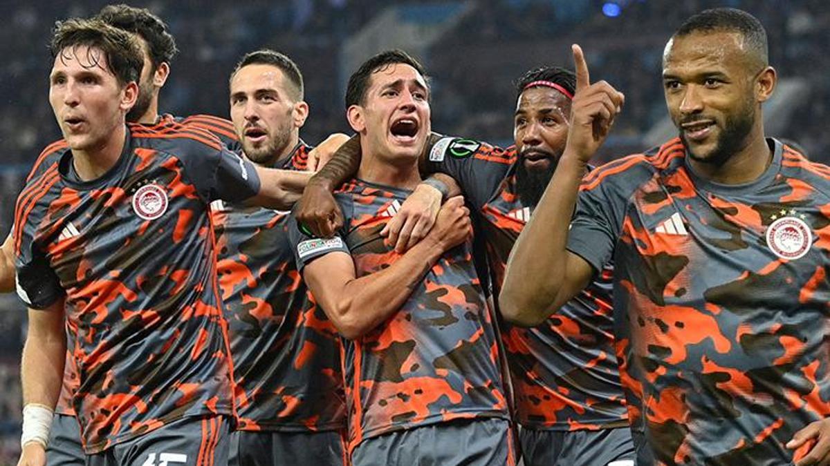 Konferans Ligi'ne Olympiakos damgası! Favoriyi deplasmanda yendiler, El Kaabi hat-trick yaptı