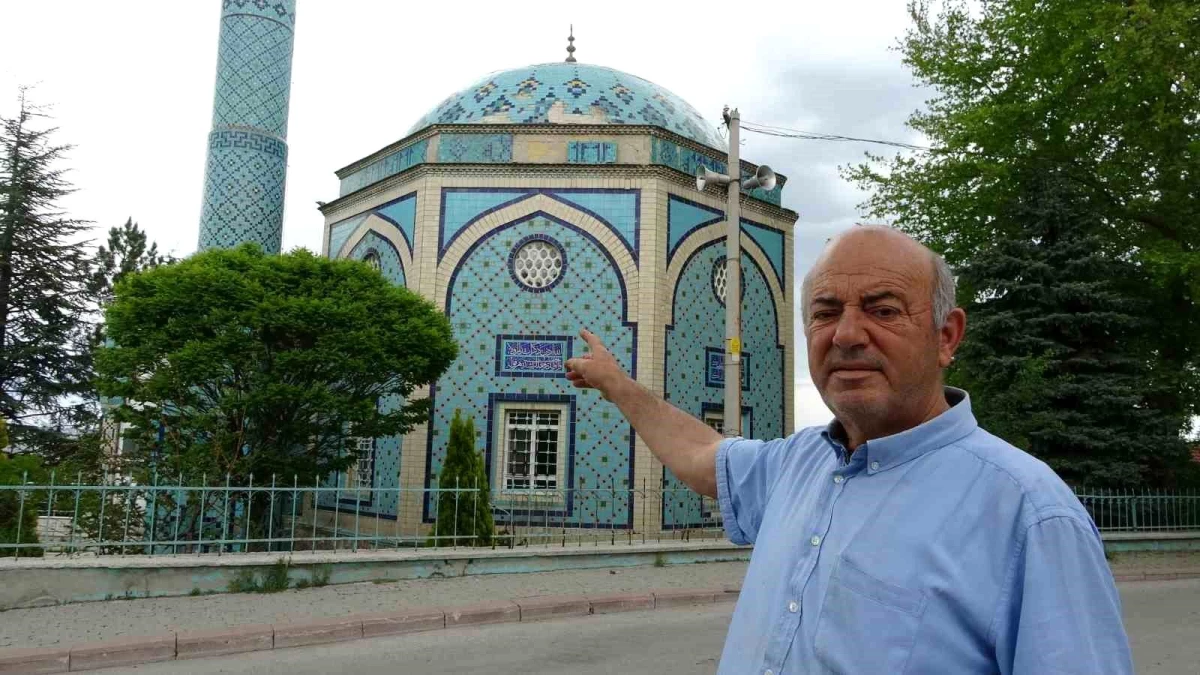 Kütahya Çinili Camii'nin İbadete Açılması İstendi