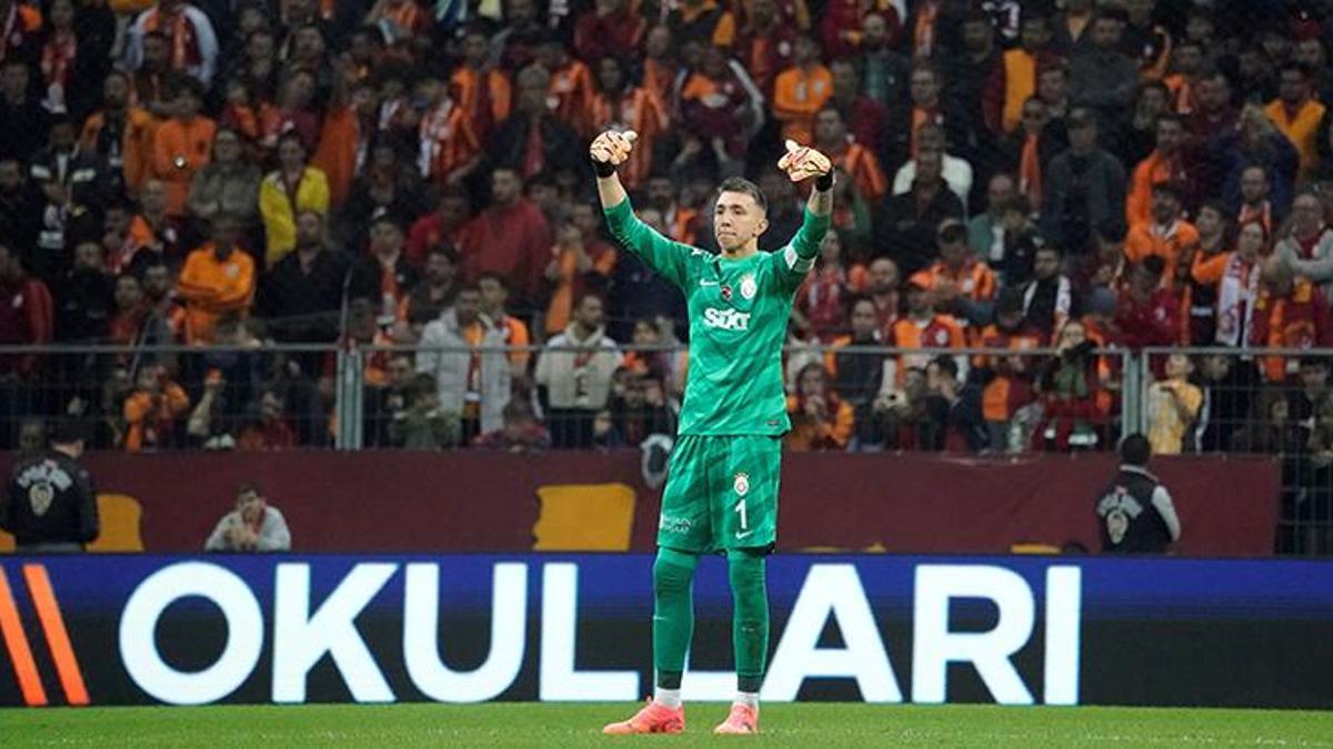 Muslera'nın 30. Fenerbahçe derbisi!