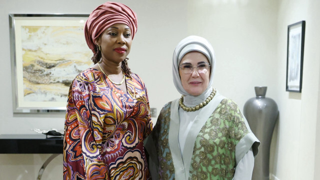 Sierra Leone Cumhurbaşkanı'nın eşi Fatima Maada Bio'dan Emine Erdoğan'a övgü: Tüm Afrikalı lider eşlerinin ilham aldığı tek 'first lady' | Aktüel Haberleri