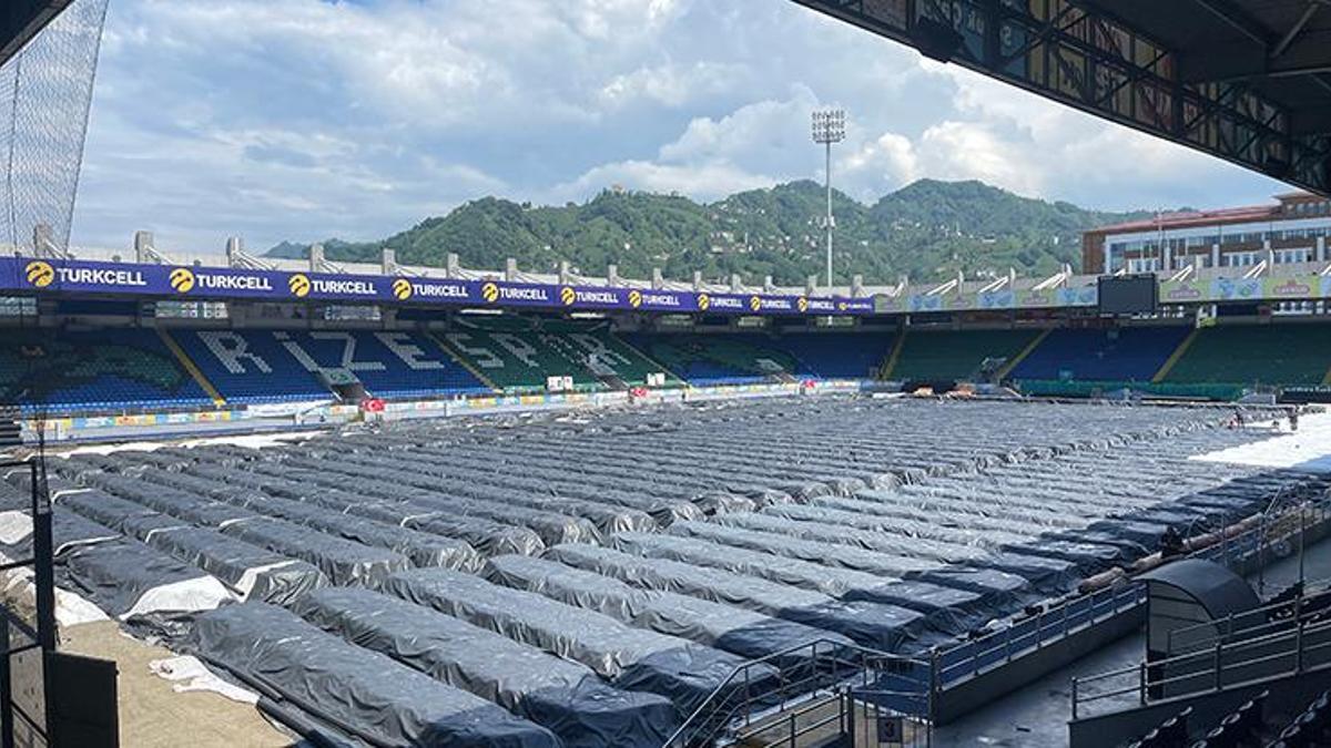 Çaykur Rizespor'da stadyum zemini değişiyor
