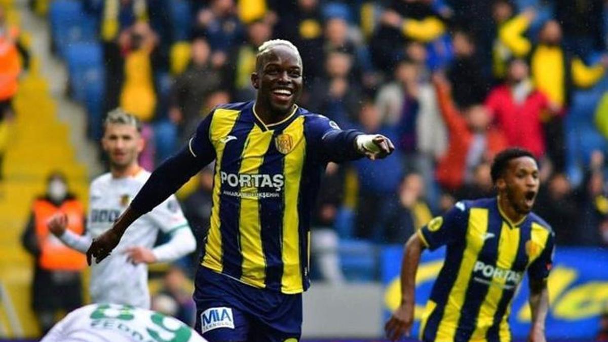Ali Sowe'a sürpriz talip: Süper Lig ekibi devrede