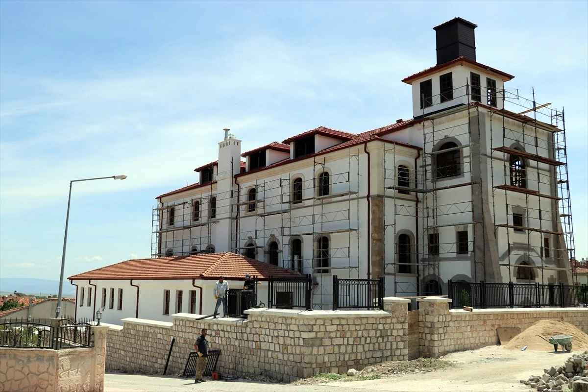 Amasya'da restore edilen Kızlar Mektebi halk kütüphanesi olarak hizmet verecek