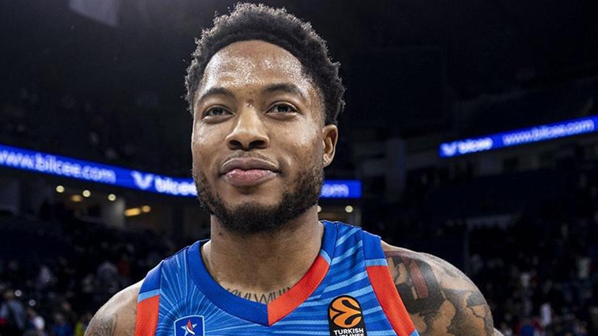 Anadolu Efes'ten Tyrique Jones'a veda