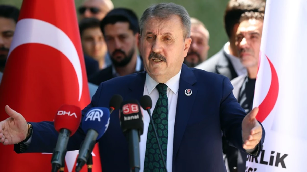 BBP lideri Destici: "İslam düşmanlığı yapanlara sesleniyorum, Müslüman değilseniz açıklayın, sizi azınlık statüsüne koyalım