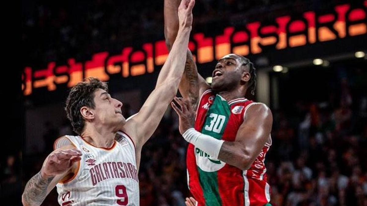 Beşiktaş, Pınar Karşıyaka'dan Kelan Martin'i kadrosuna katıyor