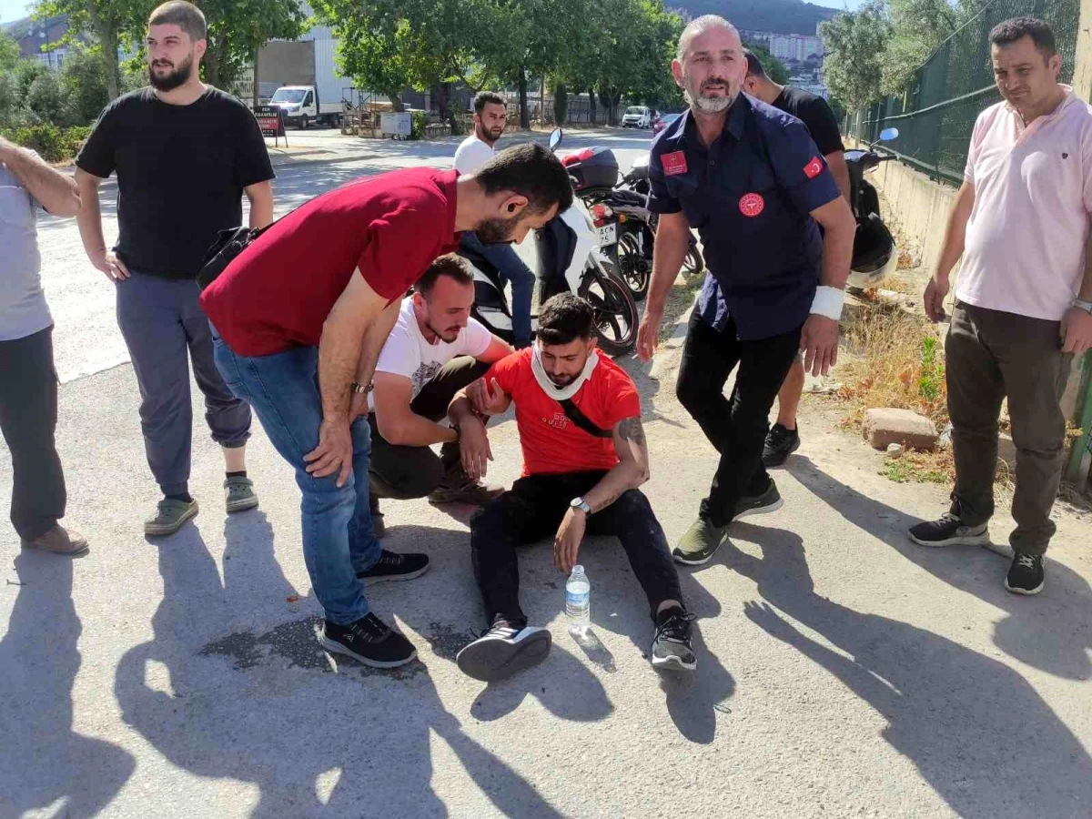 Bursa'da otomobil ile motosiklet çarpıştı: 2 yaralı