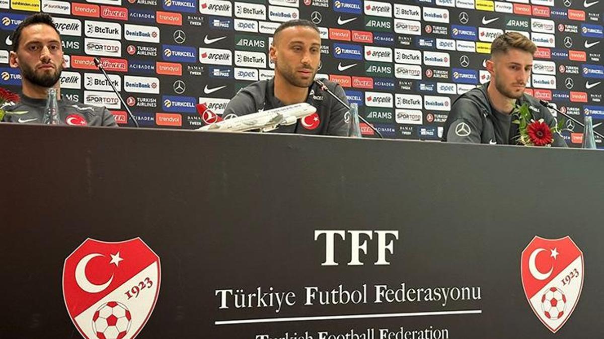 Cenk Tosun'dan Montella'ya mesaj: 'Hazırım, oynamak istiyorum! Semih de oynamadığı için üzülüyor'