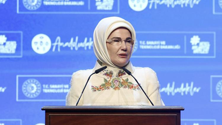 Emine Erdoğan 'Anadoludakiler' projesini paylaştı: Kadim hikâyeye kulak verelim.