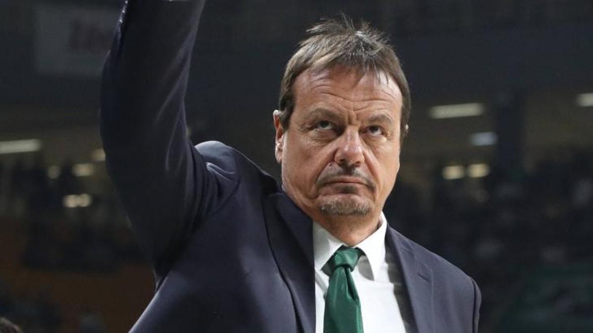 Ergin Ataman'lı Panathinaikos, Yunanistan Ligi'nde şampiyon oldu! Sezonu 2 kupayla kapattı