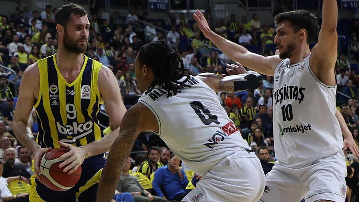 Fenerbahçe Beko - Beşiktaş Emlakjet maç sonucu: 98-72 | Seride durum 2-0'a geldi!