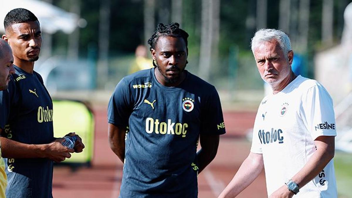 Fenerbahçe'ye Djiku ve Osayi-Samuel müjdesi: Kampa katıldılar