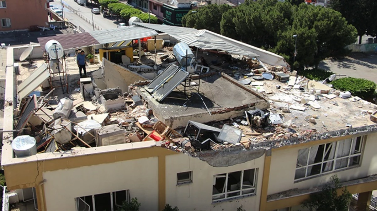 Hatay'da dönercide tüp patladı, ortalık savaş alanına döndü