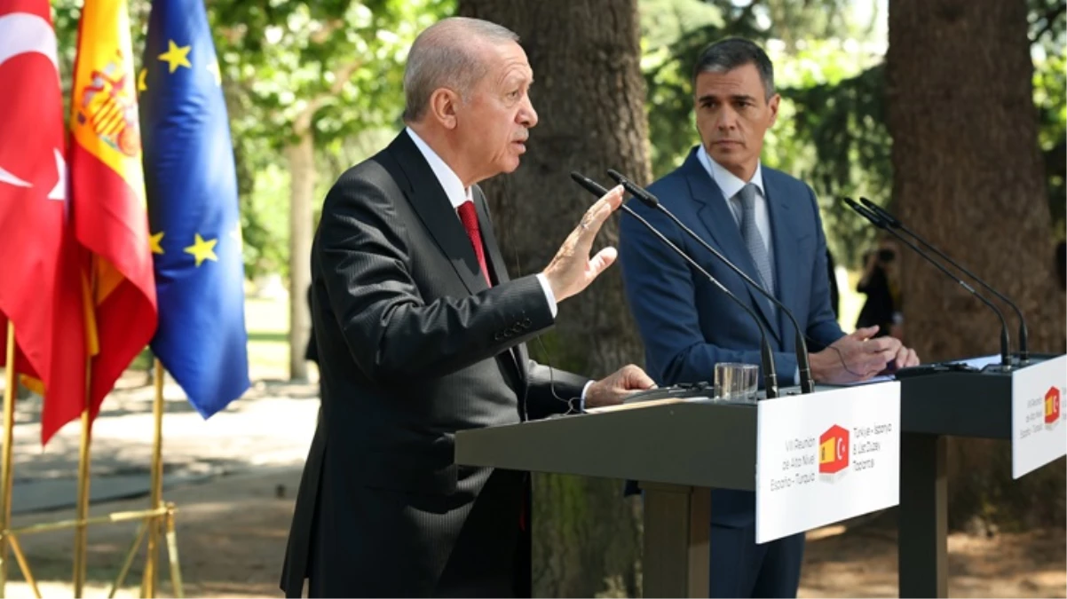 İspanyol muhabirin sorusu Cumhurbaşkanı Erdoğan'ı sinirlendirdi: Başını sallama, bak ben sallamıyorum