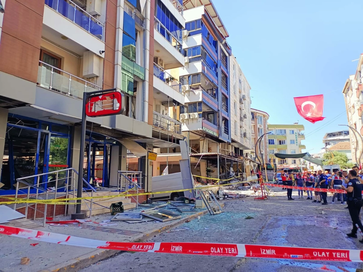 İzmir'de Şırdancıda Patlama: 4 Ölü, 35 Yaralı