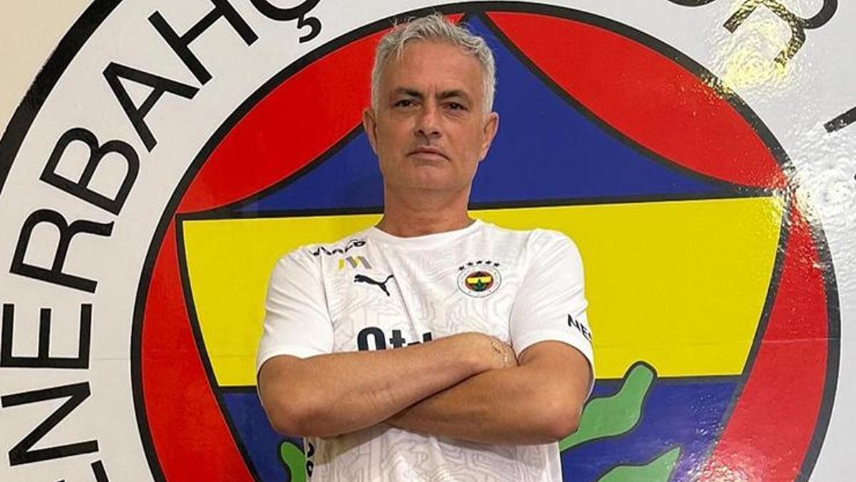 Jose Mourinho mesaiye başladı