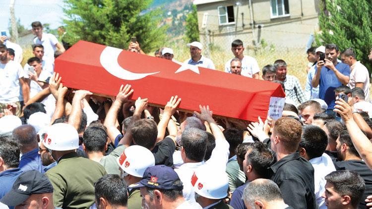 Pençe-Kilit şehidine veda: Vasiyetin yerine gelecek şehidim