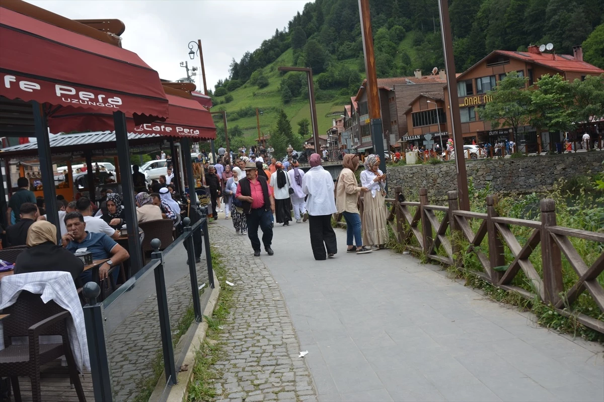 Uzungöl, Kurban Bayramı'nda yerli ve yabancı turistleri ağırladı