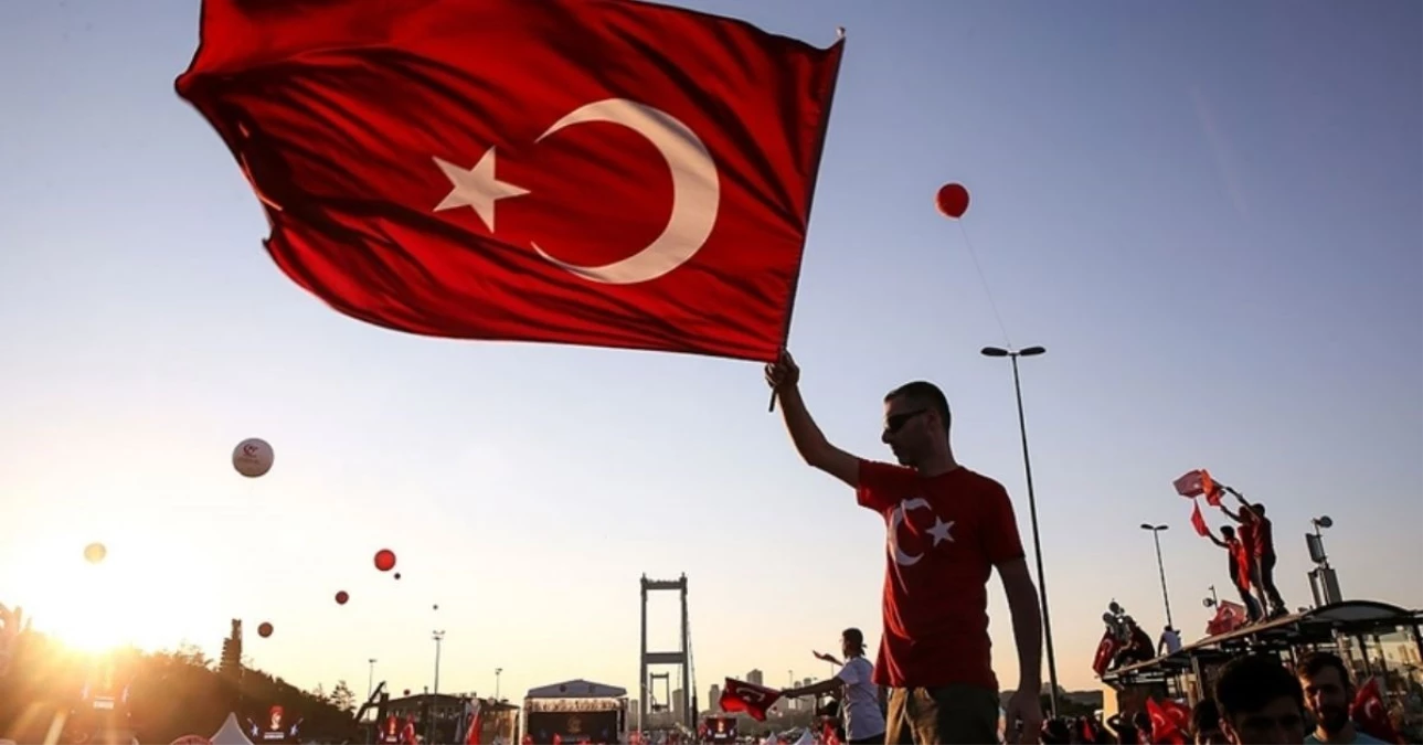 15 Temmuz'da toplu taşıma ücretsiz mi? İstanbul, Ankara, İzmir'de toplu taşıma ücretsiz olacak mı?