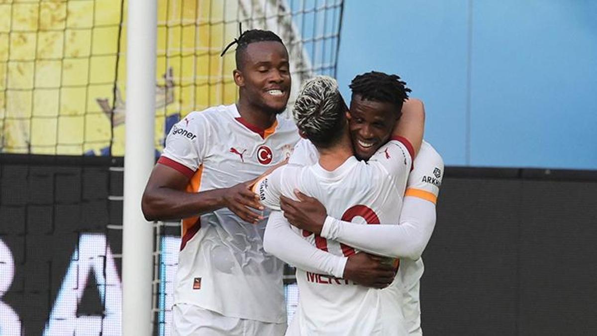 (ÖZET) Galatasaray-Lecce hazırlık maçı sonucu: 2-1 | Galatasaray'dan 2 gollü prova