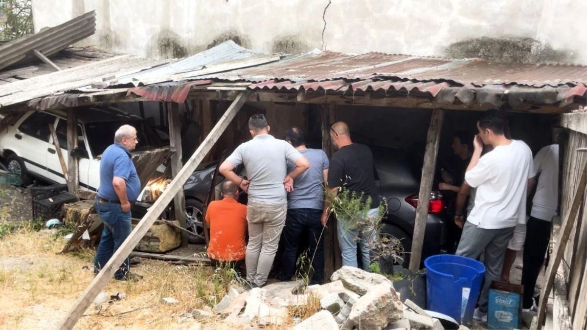 Bolu'da Gaz Pedalı Takılı Kalan Otomobil Kazaya Yol Açtı