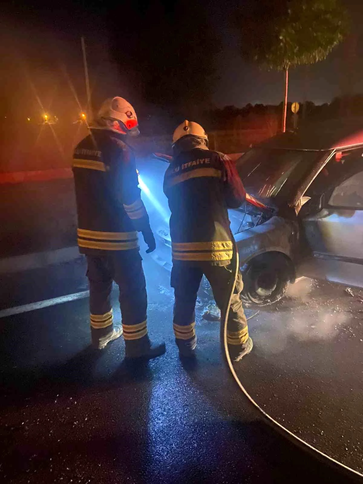 Bolu'da Güney Çevre Yolu'nda Otomobil Yangını