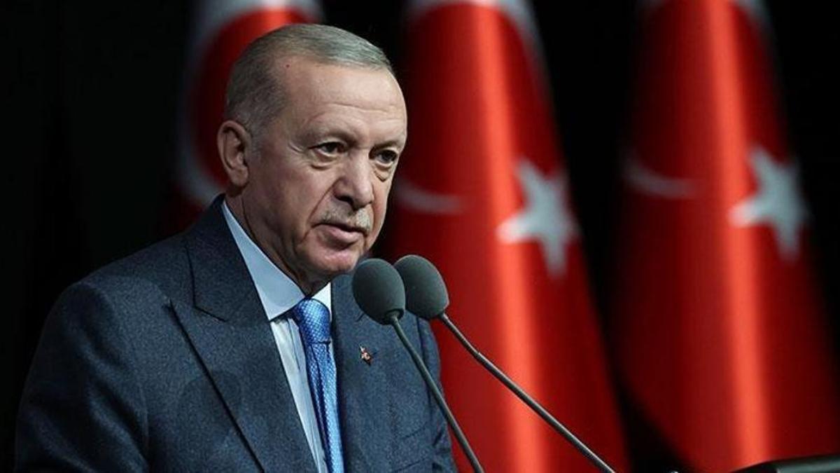 Cumhurbaşkanı Erdoğan'dan TFF Başkanı seçilen İbrahim Hacıosmanoğlu'na tebrik mesajı