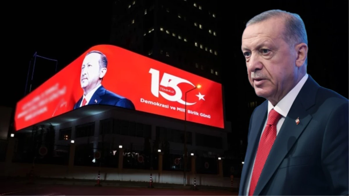 Cumhurbaşkanı Erdoğan'ın 15 Temmuz mesajı dijital gösterim ekranında yayımlandı