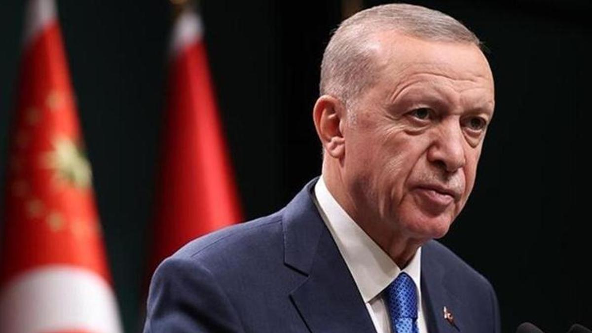 Cumhurbaşkanı Recep Tayyip Erdoğan'dan A Milli Futbol Takımı'na tebrik!