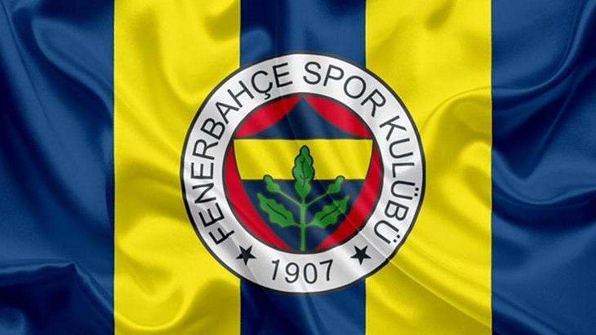 Fenerbahçe'de 2 iç imza birden! Sözleşme tazelendi