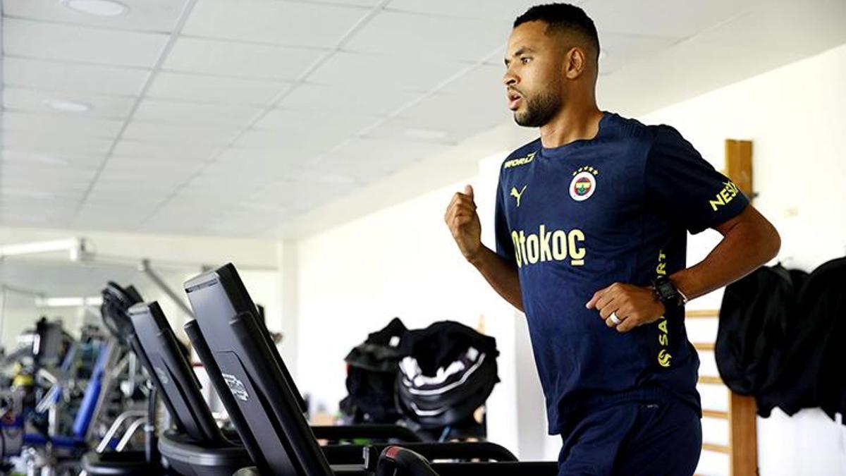 Fenerbahçe'de Youssef En-Nesyri ilk antrenmanına çıktı