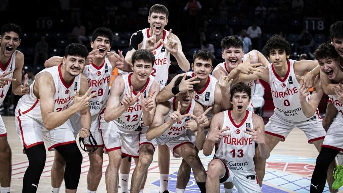 FIBA 17 Yaş Altı Dünya Kupası'nda Yeni Zelanda'yı yenen Milli Takımımız üçüncü oldu