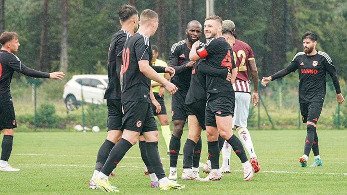 Gaziantep FK, Bandırmaspor'u 3-0'la geçti