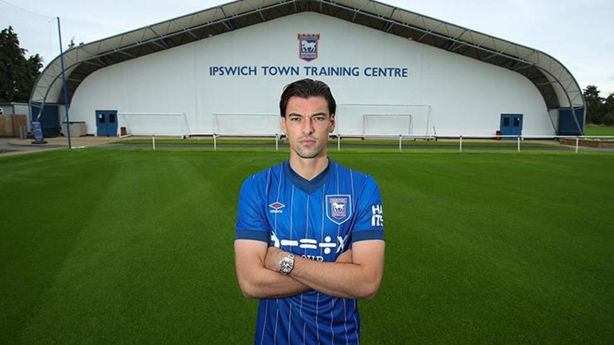 Ipswich Town, Hull City'den Jacob Graves'i transfer etti