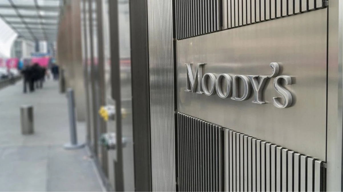 Moody's, Türkiye'nin kredi notunu "B3"ten "B1"e yükseltti