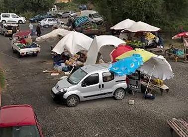 Tekirdağ'ı sağanak vurdu! Pazar esnafı zor anlar yaşadı