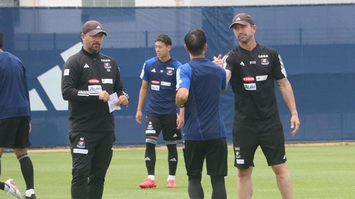 Yokohama'da Harry Kewell şoku! Görevine son verildi