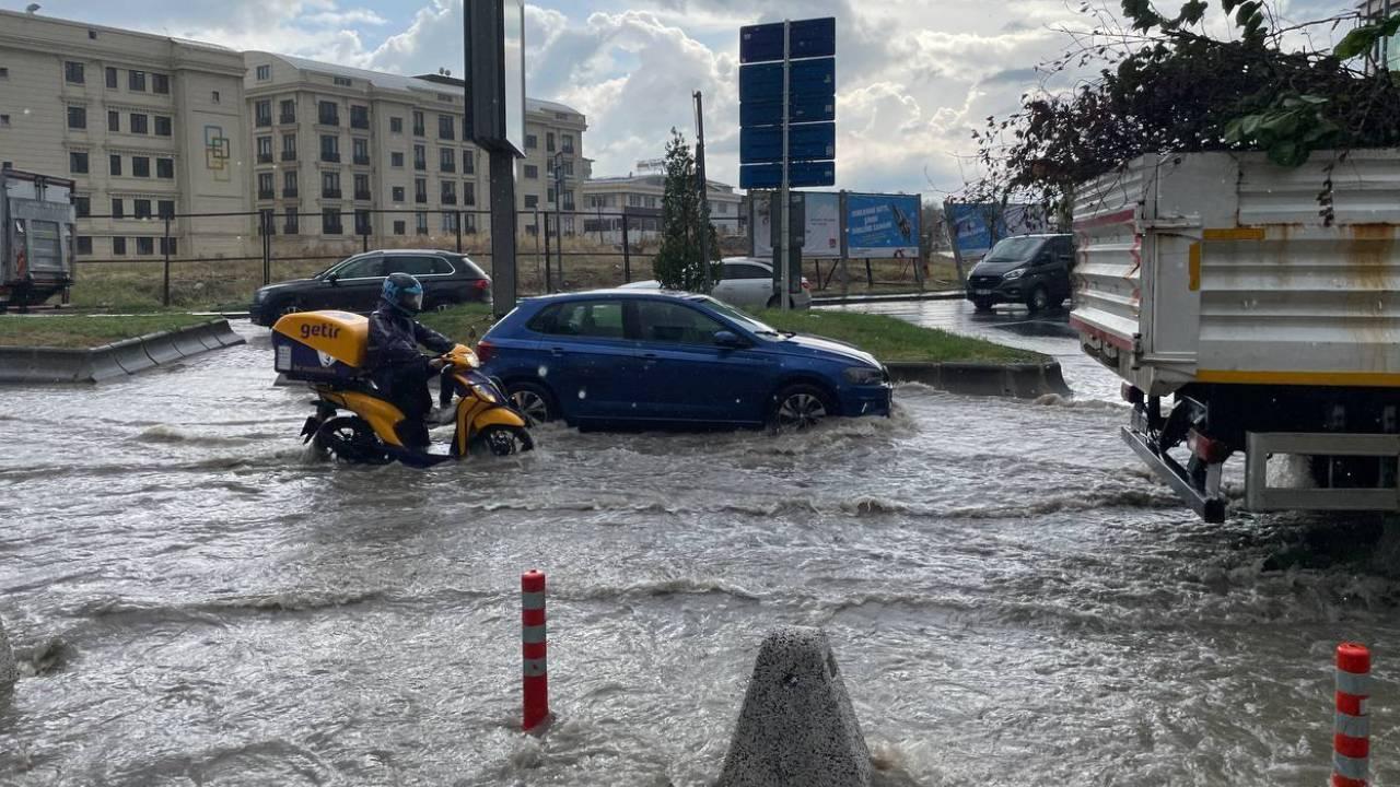 Yurt genelinde hava durumu tahmini... 7 ilde sarı kodlu alarm! İstanbul Valiliği'nden sağanak yağış uyarısı