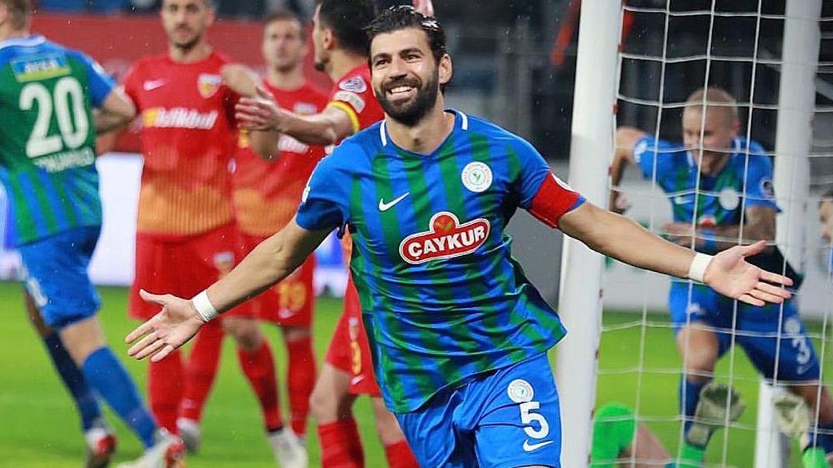 Çaykur Rizespor'da Selim Ay ile yollar ayrıldı