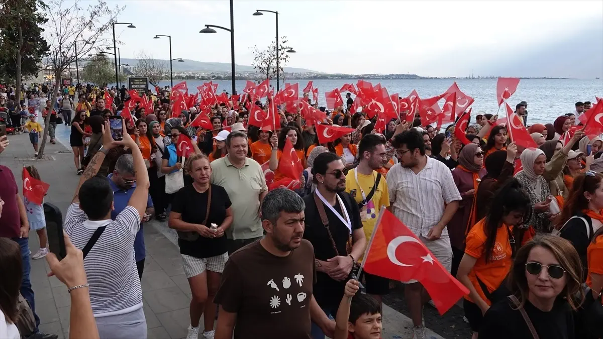 Çanakkale Kültür Yolu Festivali'nde Kortej Yürüyüşü Gerçekleştirildi