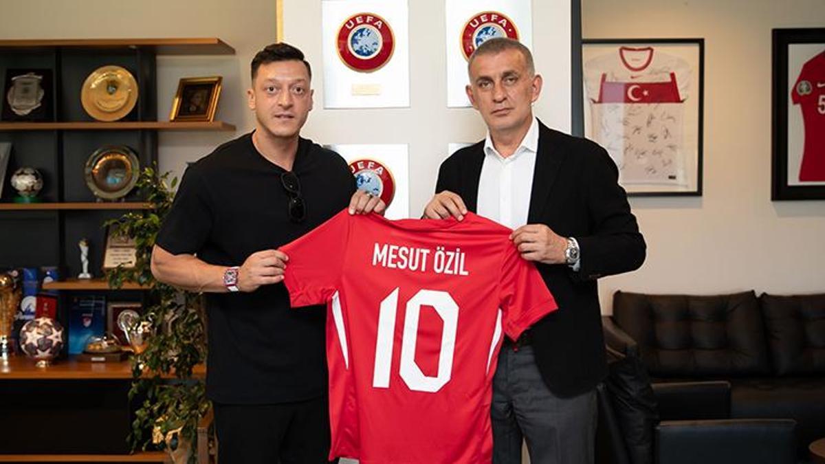 İrfan Gündüz ve Mesut Özil'den TFF Başkanı Hacıosmanoğlu'na ziyaret