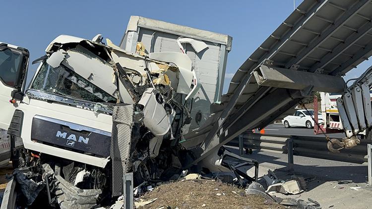 İstanbul'daki feci kazada 1 kişi hayatını kaybetti