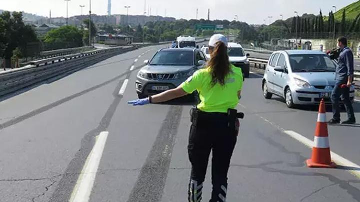 İstanbullular dikkat! Galatasaray-Beşiktaş derbisi nedeniyle bazı yollar trafiğe kapatılacak