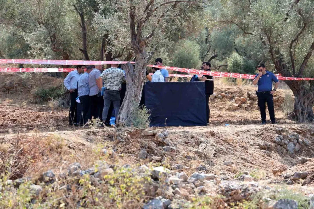 İzmir'de Baba, 4 Çocuğuna Ateş Etti: 3 Çocuk Hayatını Kaybetti