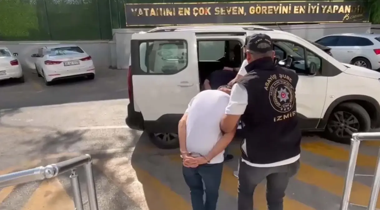 İzmir'de Engelli Vatandaşın Akülü Sandalyesi Çalındı, Şüpheliler Tutuklandı