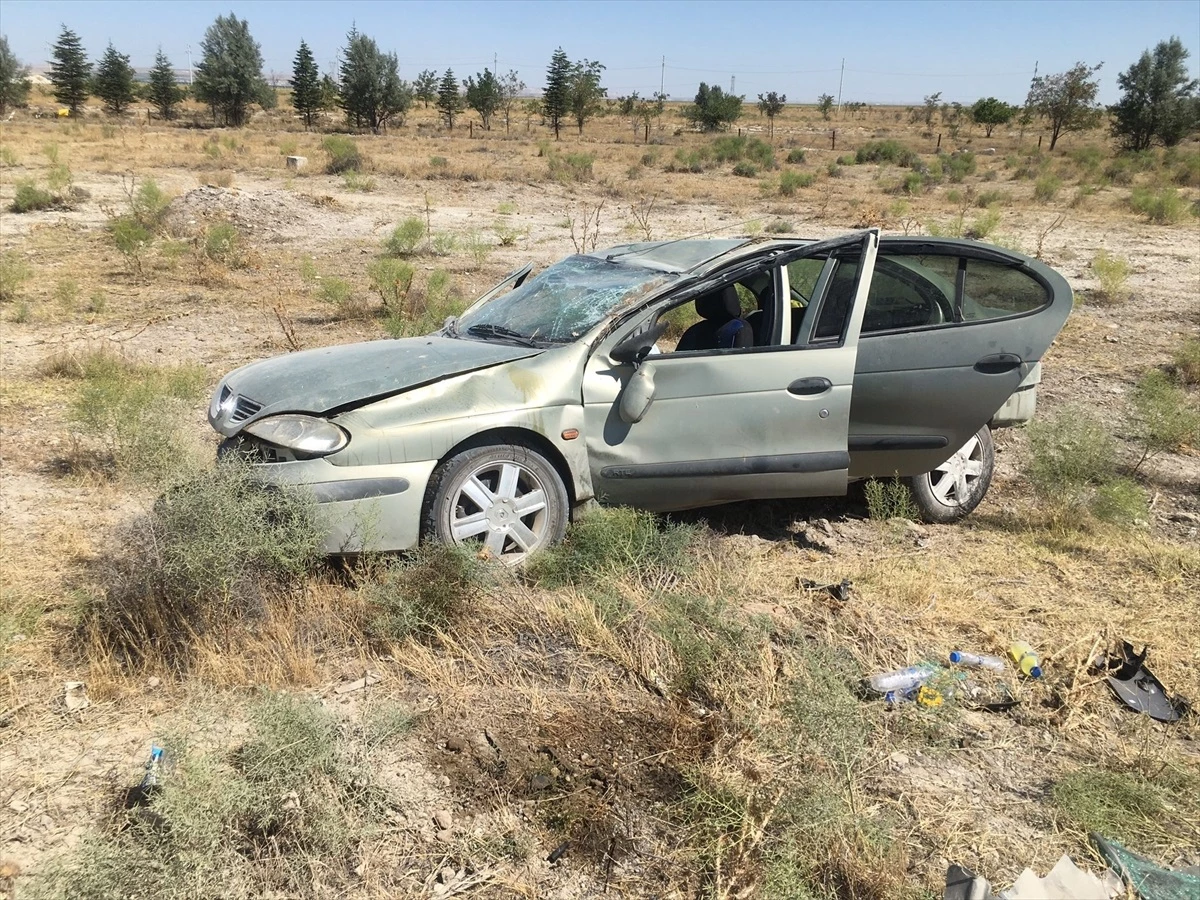 Konya'da takla atan otomobilde 8 kişi yaralandı